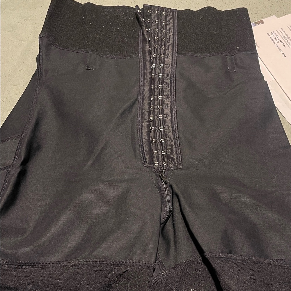 High-Waist Black Shapewear Shorts with Hook Closure